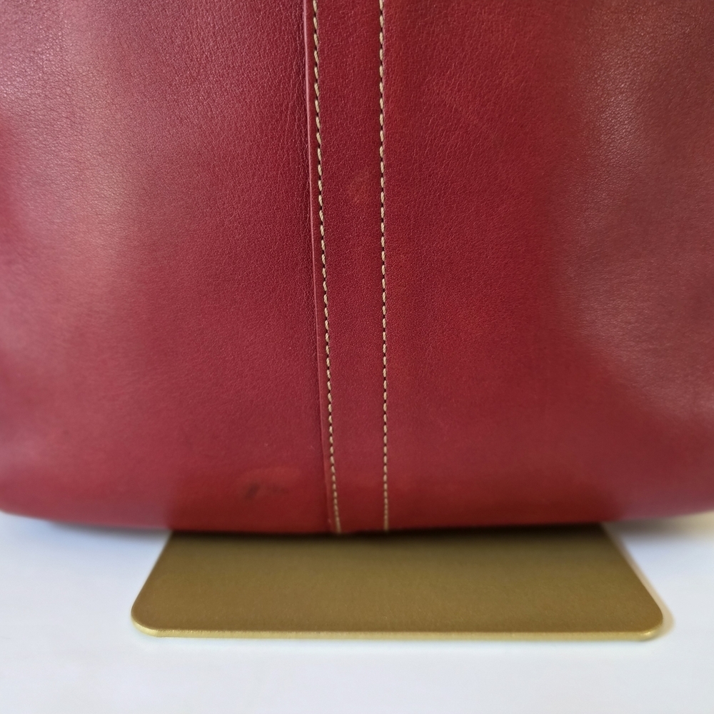 Vintage Coach Legacy Red Leather Slim Duffle Bag Y2K 2004 Crossbody Adjustable - Picture 4 of 15